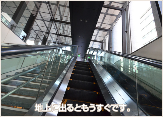 日本橋駅Ａ７出口からのアクセス